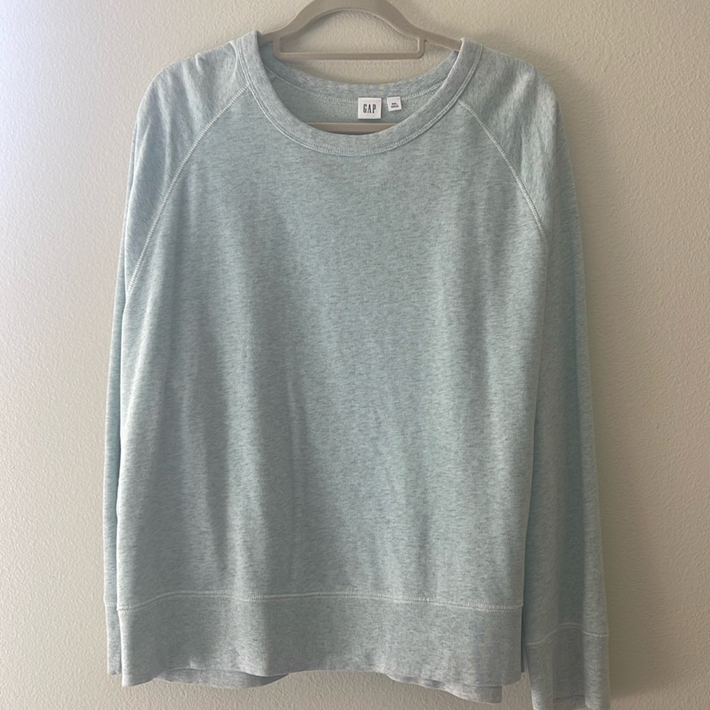Gap sweatshirt